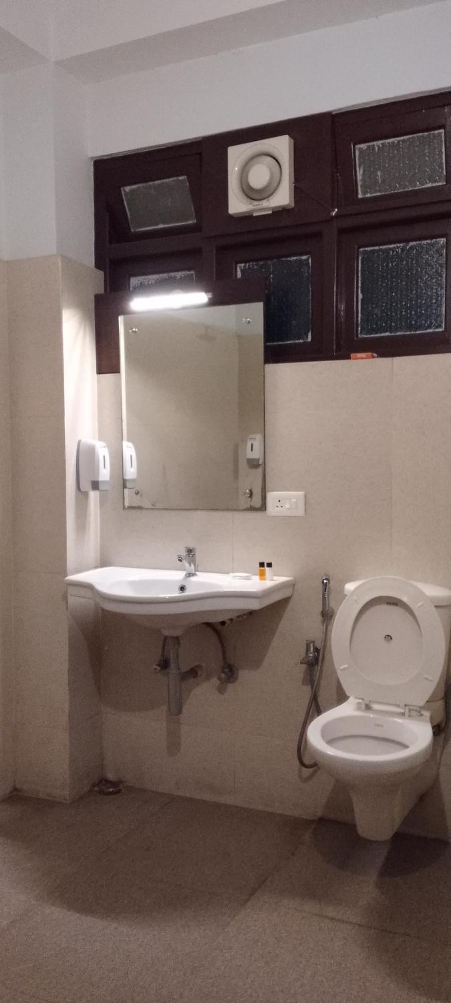 Hotel Due Pond Near Palzor Stadium Gangtok 강토크 외부 사진