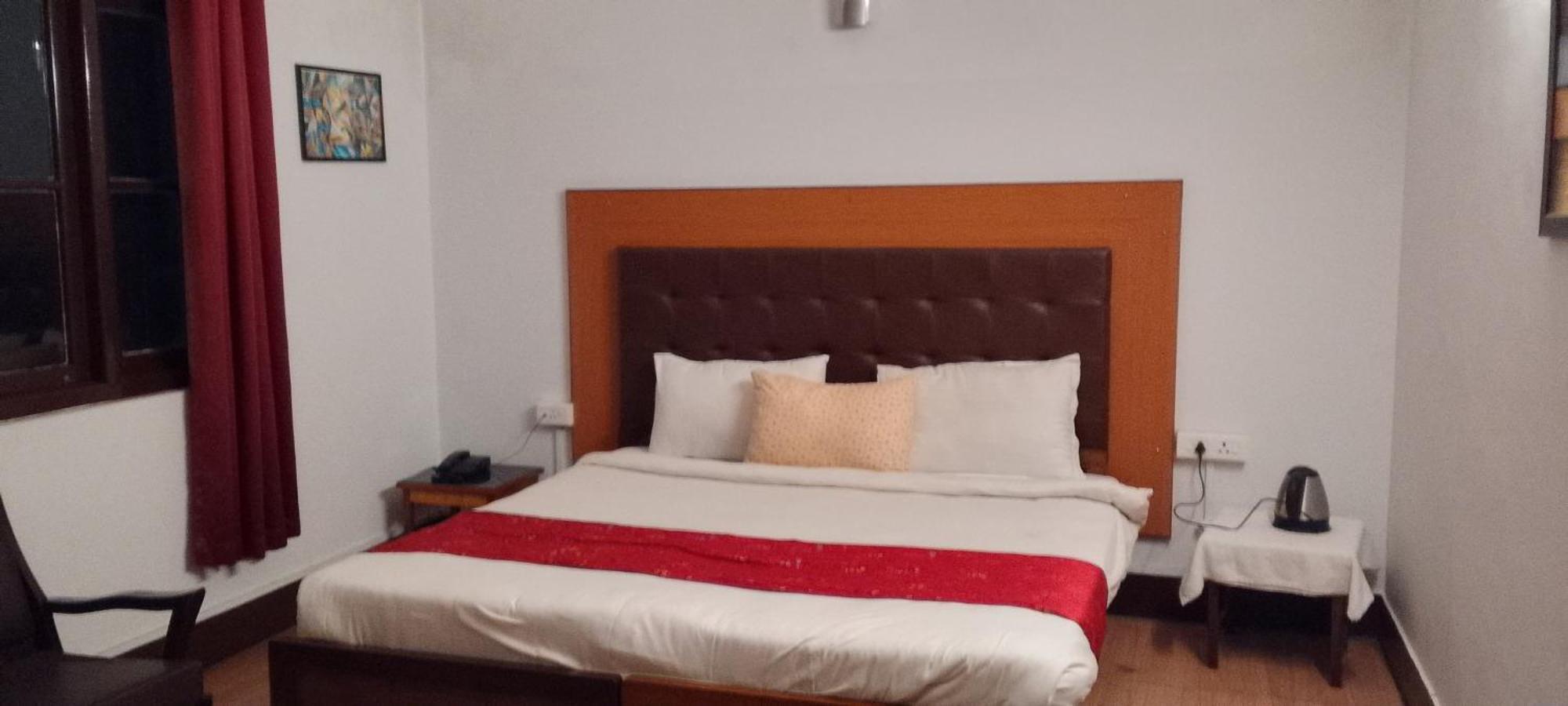 Hotel Due Pond Near Palzor Stadium Gangtok 강토크 외부 사진
